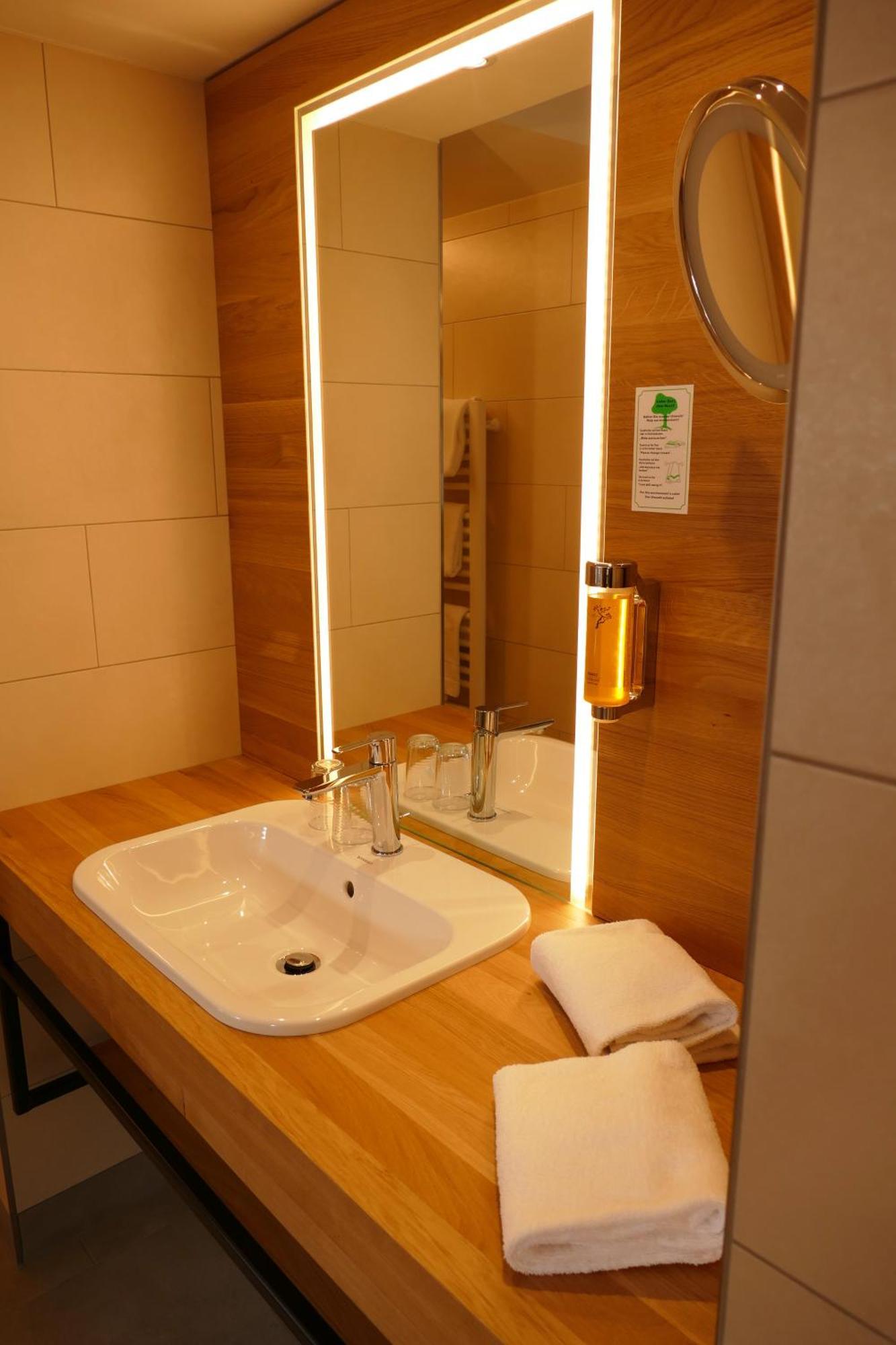 Hotel Zum Schwarzen Ross Und Gutmann Zur Post Hilpoltstein Ngoại thất bức ảnh