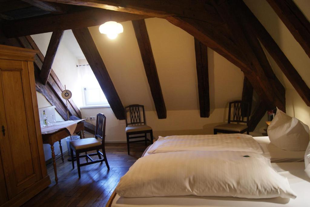 Hotel Zum Schwarzen Ross Und Gutmann Zur Post Hilpoltstein Phòng bức ảnh