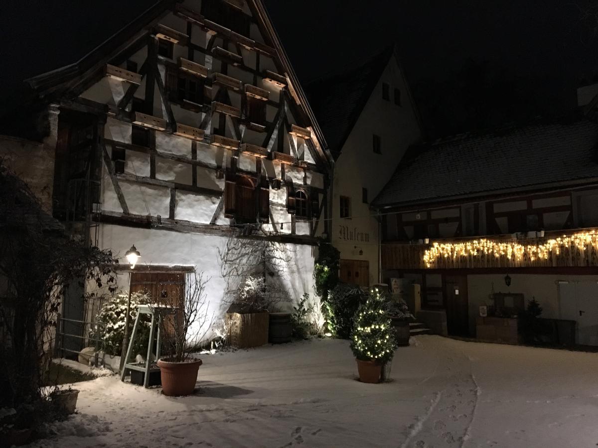 Hotel Zum Schwarzen Ross Und Gutmann Zur Post Hilpoltstein Ngoại thất bức ảnh